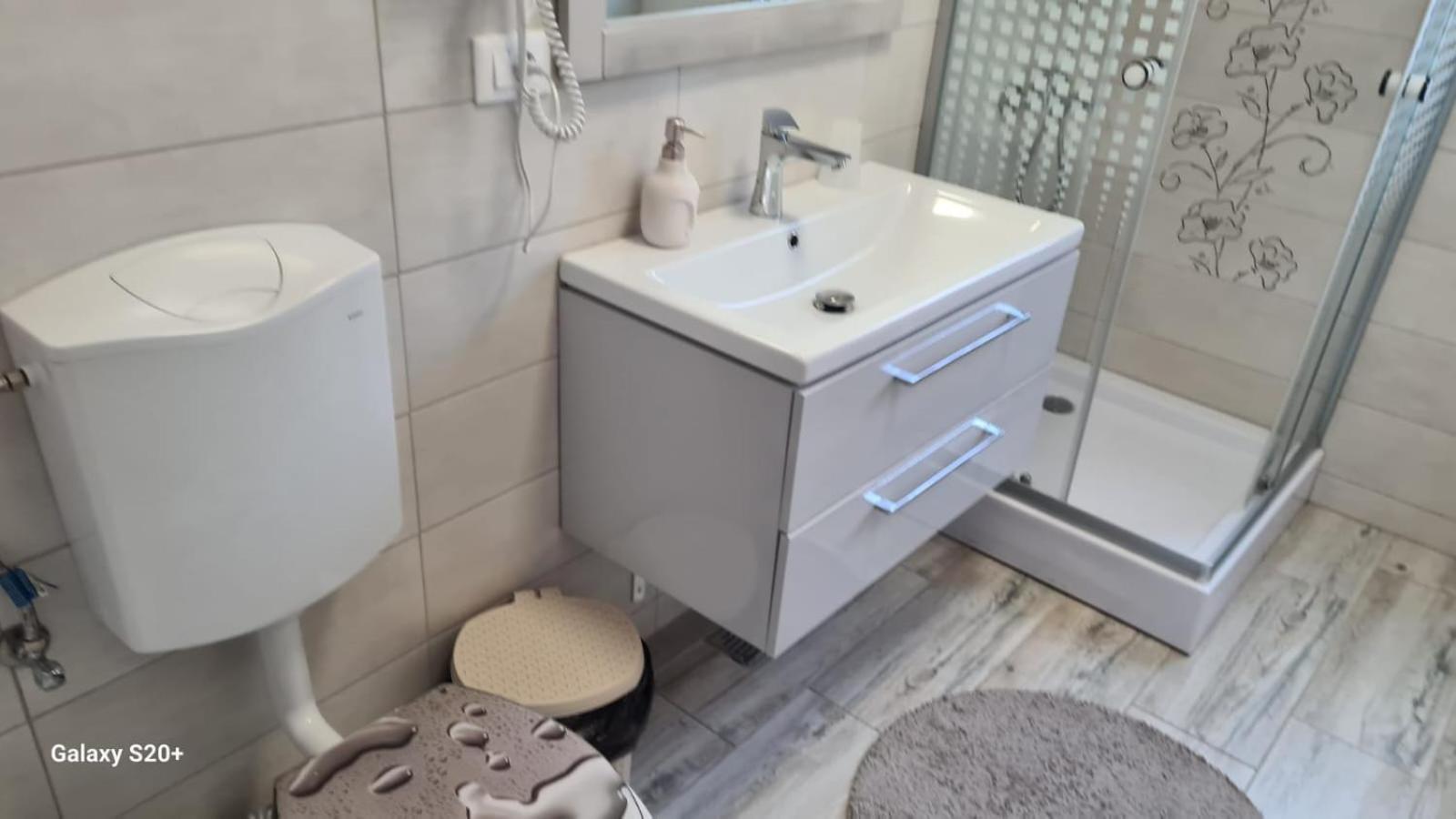 Apartament David Râmnicu Vâlcea Buitenkant foto