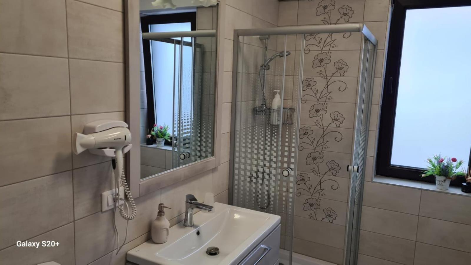 Apartament David Râmnicu Vâlcea Buitenkant foto