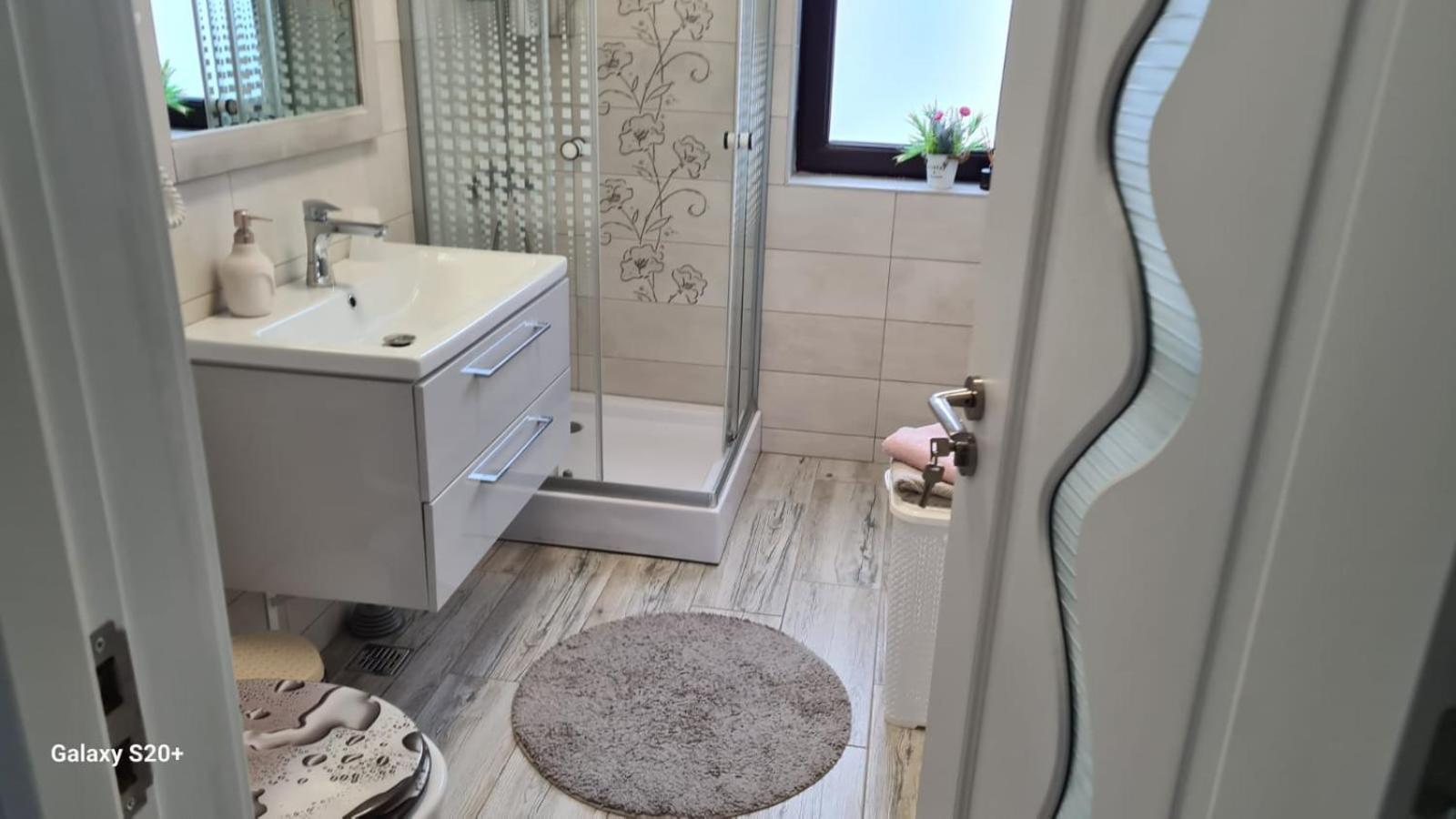 Apartament David Râmnicu Vâlcea Buitenkant foto